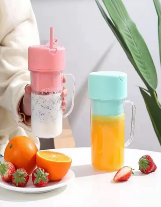 Bottle Blender Portable Juicer with Sipper Extractor Electric Mini Juicer Fruit Shake Blender Crushed Ice Lemon Juicer, Fruit Juicer.